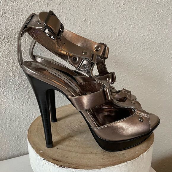 Steve Madden Strappy Leather Heels Size 7.5 EUC - Picture 4 of 6